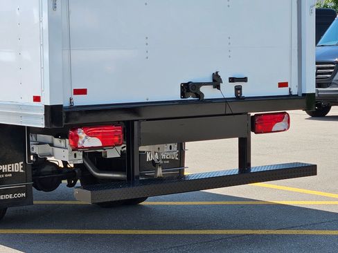 New 2024 Mercedes-Benz Sprinter 4500 image 13