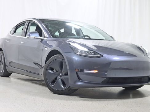 Used 2020 Tesla Model 3 Performance image 7