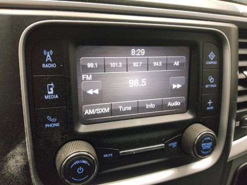 Used 2022 RAM 1500 Classic SLT image 25