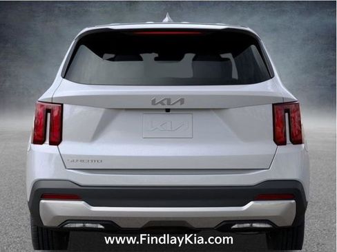 New 2026 Kia Sorento LX image 16