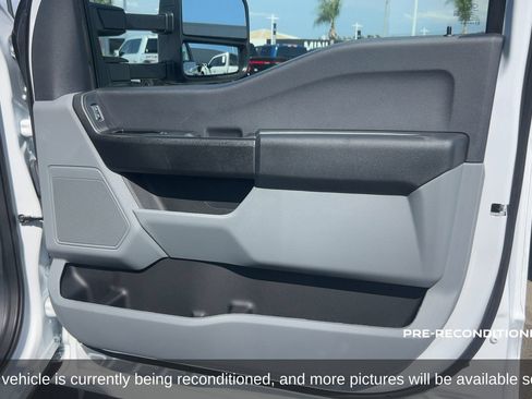 Used 2024 Ford F550 2WD Regular Cab Super Duty w/ XL Chrome Package image 15