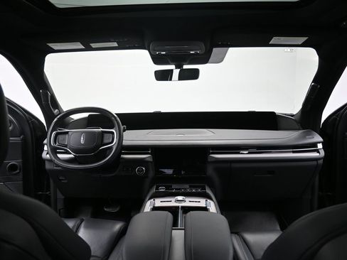 Used 2025 Lincoln Navigator L Reserve w/ Jet Appearance Package image 37