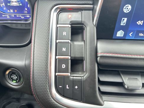 Certified 2022 Chevrolet Suburban RST w/ Luxury Package image 15