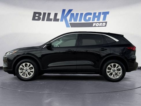 Used 2023 Ford Escape Active image 2