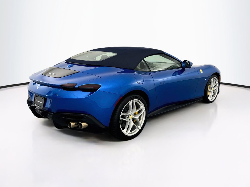 Used 2026 Ferrari Roma Spider RWD image 35
