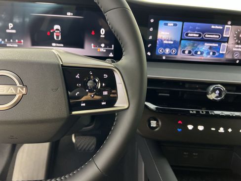 New 2025 Nissan Murano SV image 13