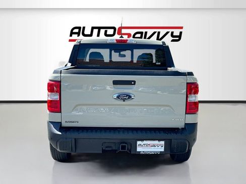 Used 2024 Ford Maverick Lariat image 6