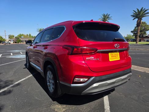 Used 2020 Hyundai Santa Fe SEL FWD image 9