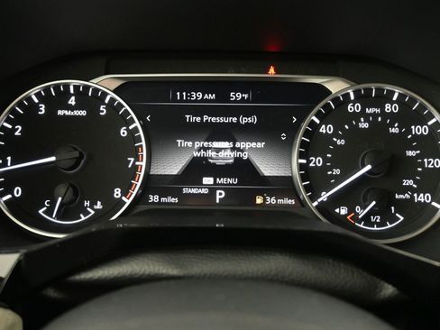 Used 2025 Nissan Pathfinder SV image 20