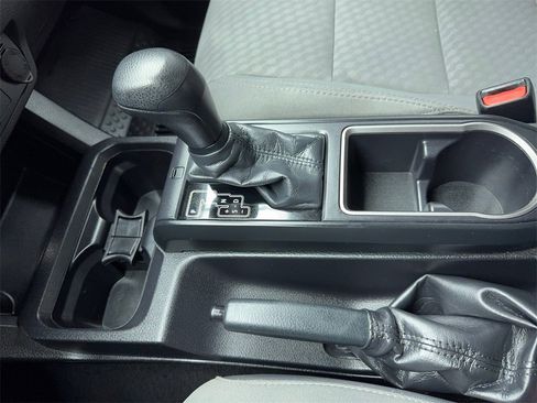 Used 2021 Toyota Tacoma SR5 image 31