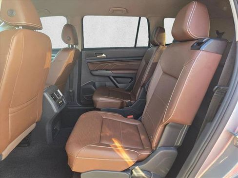 Used 2023 Volkswagen Atlas SE FWD image 16
