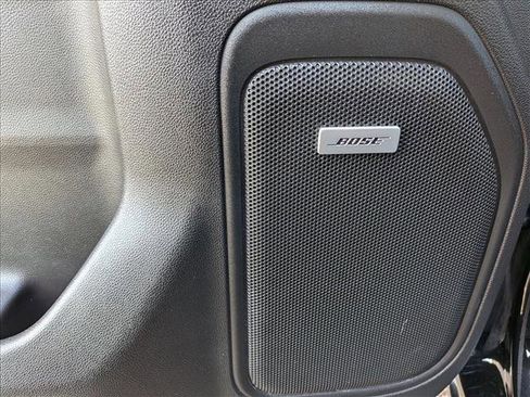 Used 2021 GMC Sierra 2500 Denali w/ Denali Black Diamond Edition image 16