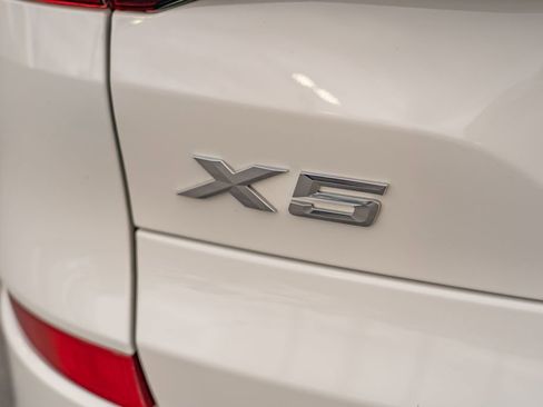 Used 2023 BMW X5 xDrive40i w/ M Sport Package image 6