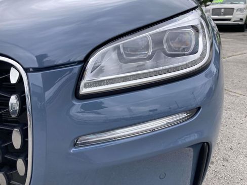 Certified 2025 Lincoln Corsair Reserve w/ Towing Package FWD image 11