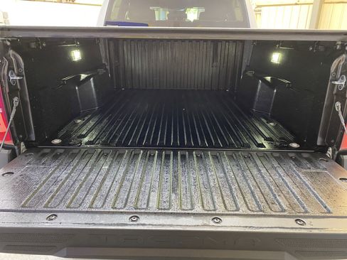 Used 2025 Toyota Tacoma SR image 27