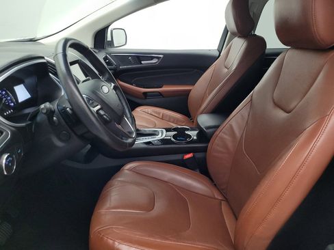 Used 2018 Ford Edge Titanium w/ Equipment Group 301A image 17