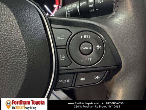 Used 2023 Toyota RAV4 XLE Premium AWD/4WD image 23