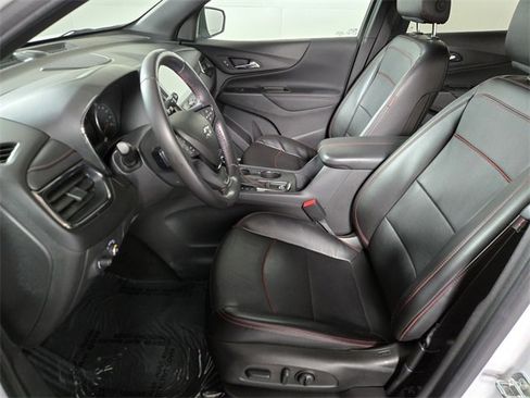 Used 2022 Chevrolet Equinox RS w/ RS Leather Package image 13