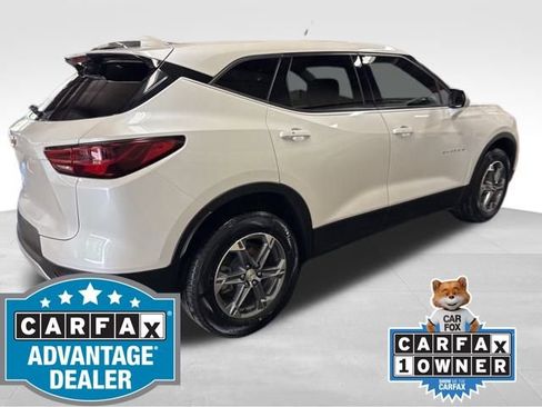 Used 2023 Chevrolet Blazer LT image 5