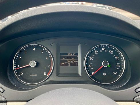 Used 2014 Volkswagen Jetta SE FWD image 18