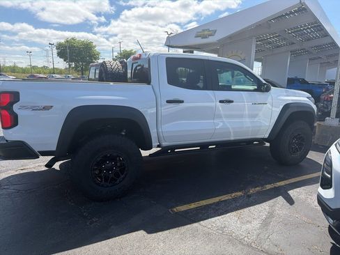 Used 2024 Chevrolet Colorado ZR2 w/ ZR2 Bison Edition AWD/4WD image 1