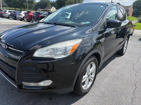 Used 2016 Ford Escape SE FWD image 4