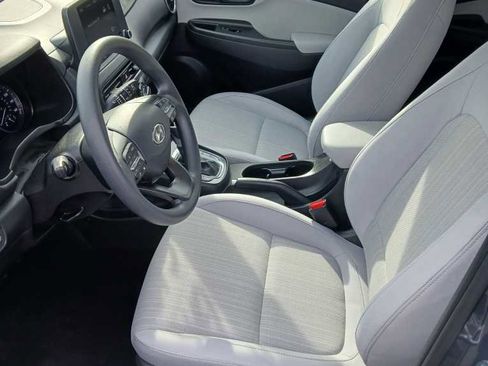 Used 2023 Hyundai Kona SEL AWD/4WD image 10