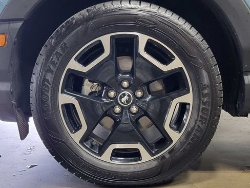 Used 2023 Ford Bronco Sport Outer Banks w/ Tech Package AWD/4WD image 10
