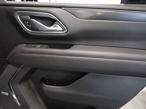 Used 2022 Chevrolet Tahoe RST w/ Luxury Package image 36