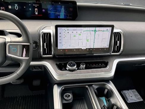 New 2026 Ford Expedition Platinum w/ Platinum Ultimate Package image 7