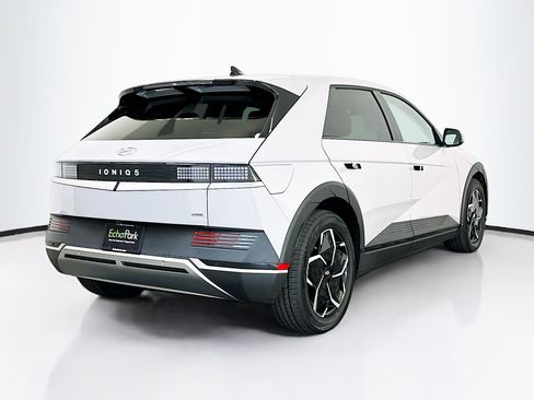 Used 2024 Hyundai Ioniq 5 SE image 9