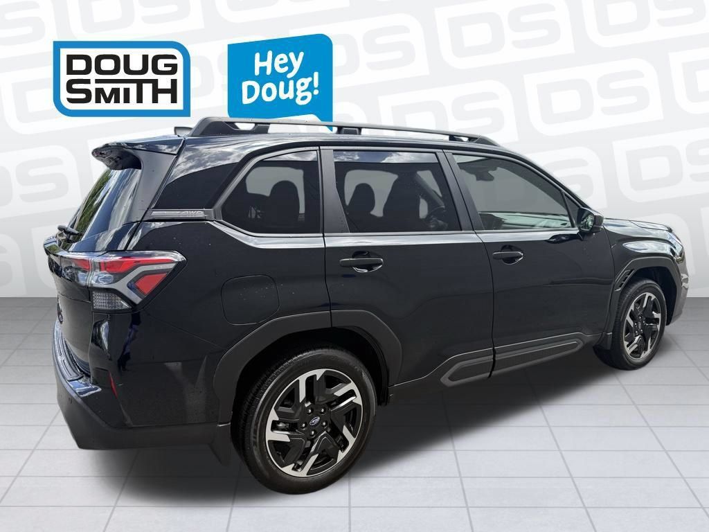 Used 2025 Subaru Forester Limited AWD/4WD image 5