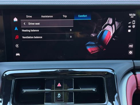 Used 2025 Porsche Panamera 4S w/ Premium Package image 33