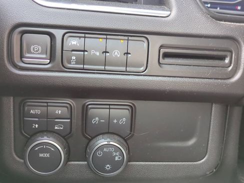 Used 2023 Chevrolet Tahoe LT image 24