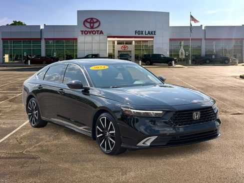 Used 2024 Honda Accord Touring image 7