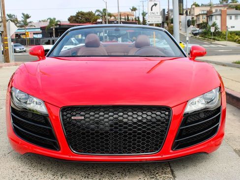 Used 2011 Audi R8 V10 image 10