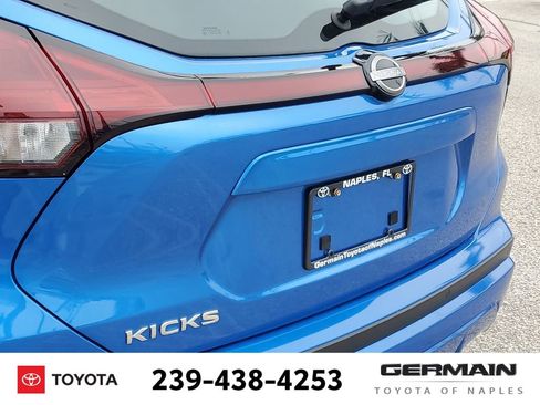 Used 2023 Nissan Kicks S image 18