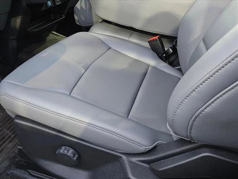 New 2025 Ford F450 XL w/ XL Chrome Package image 4