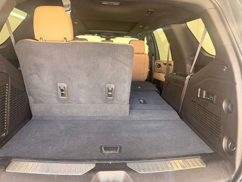 Used 2021 Chevrolet Tahoe Premier AWD/4WD image 10
