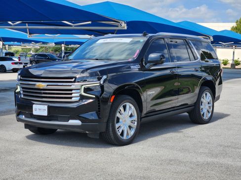 Used 2021 Chevrolet Tahoe High Country AWD/4WD image 2