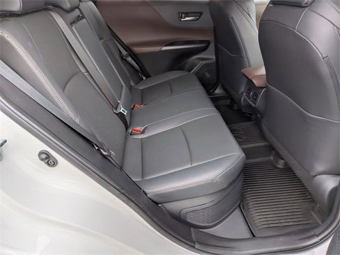 Used 2024 Toyota Venza Limited image 31