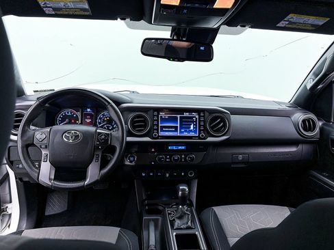 Used 2021 Toyota Tacoma TRD Off-Road w/ Technology Package RWD image 22