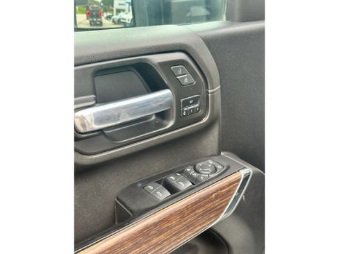 Used 2023 Chevrolet Silverado 2500 High Country w/ LPO, Hitch Package image 6