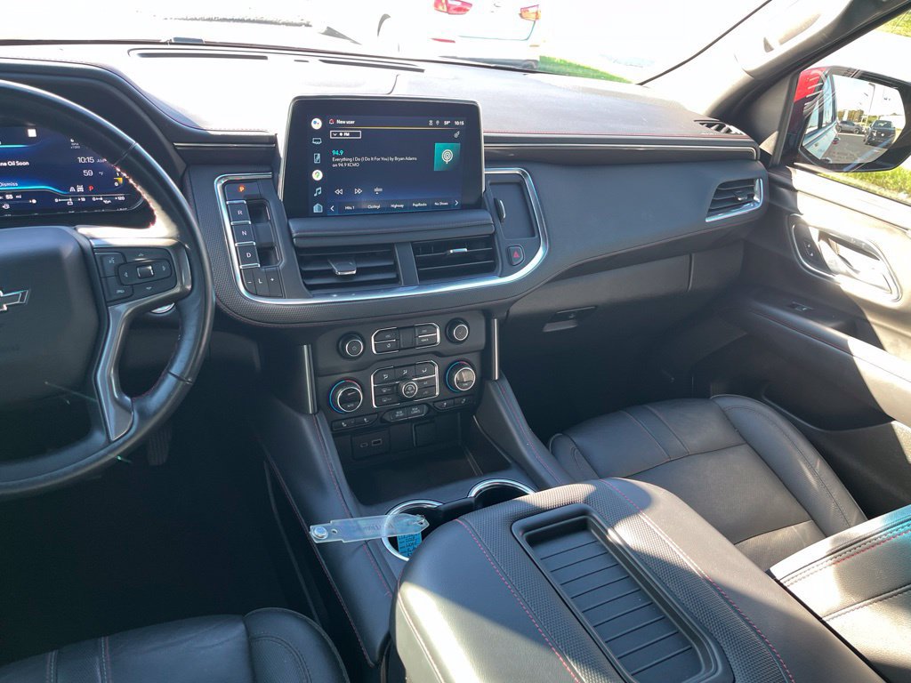 Used 2022 Chevrolet Tahoe RST w/ Luxury Package AWD/4WD image 27