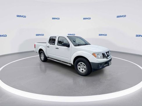 Used 2019 Nissan Frontier S RWD image 2