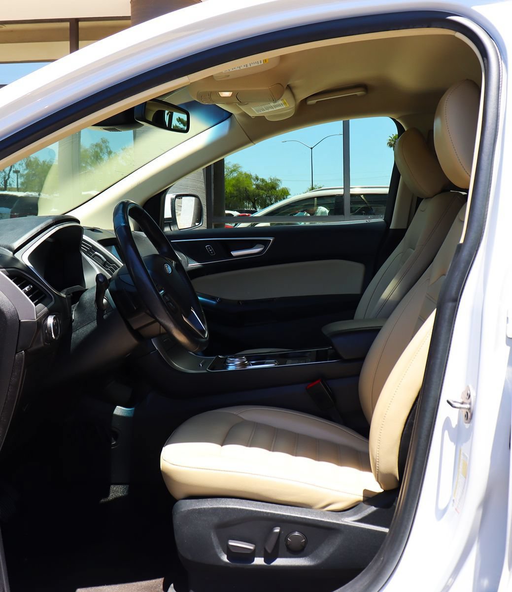 Used 2020 Ford Edge SEL AWD/4WD image 38