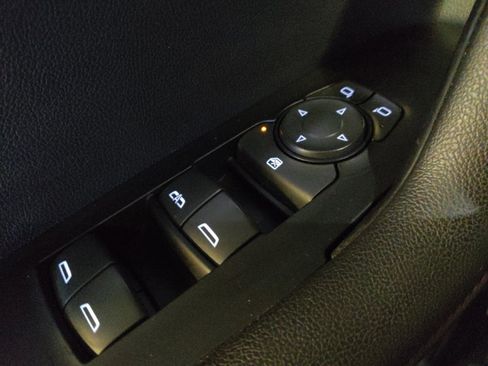 Used 2022 Chevrolet Blazer RS w/ Enhanced Convenience Package image 27