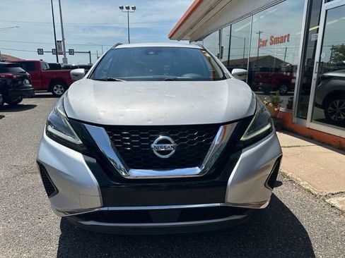 Used 2020 Nissan Murano SV FWD image 2