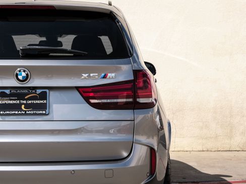 Used 2017 BMW X5 M image 52