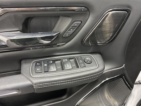 Used 2022 RAM 1500 Limited AWD/4WD image 18
